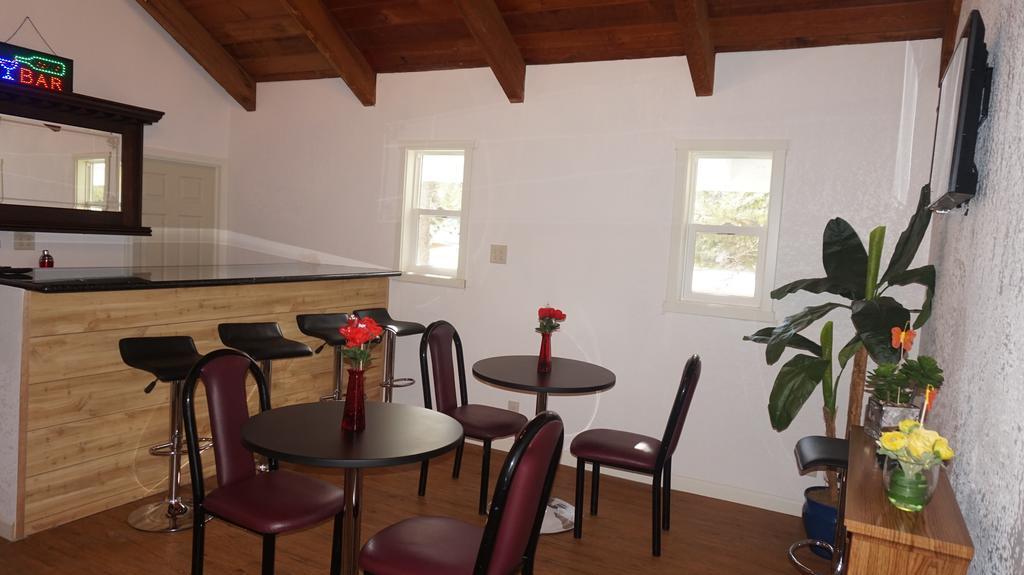 Eagle Crater Hotel