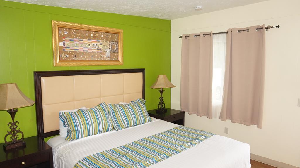 Hotel Eagle Crater 4*